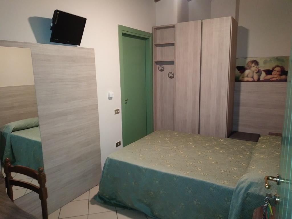 Agriturismo Corte Gaia Castiglione Delle Stiviere Ruang foto
